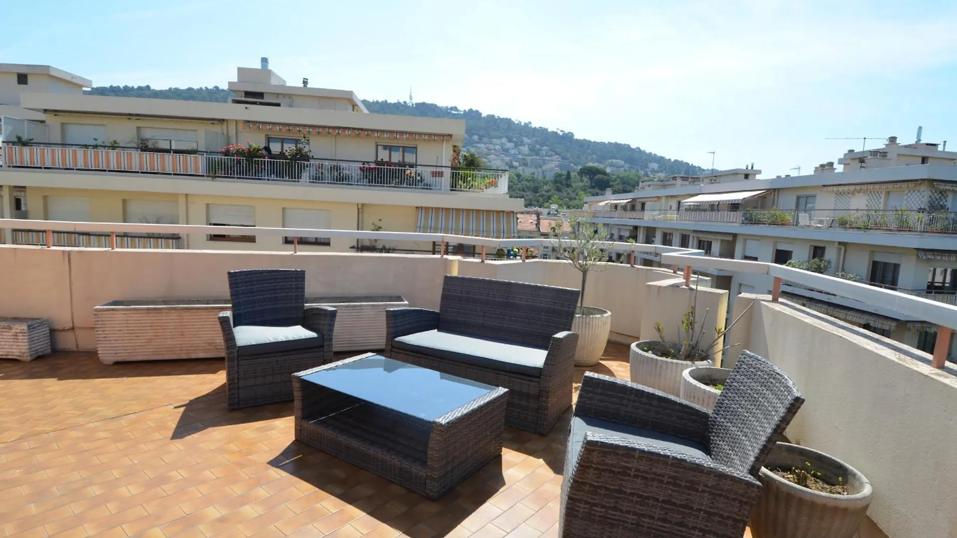 Helianthe - Superbe Appartement Avec Terrasse Vue Mer Et Chateau Au Port De Nice Frankrig