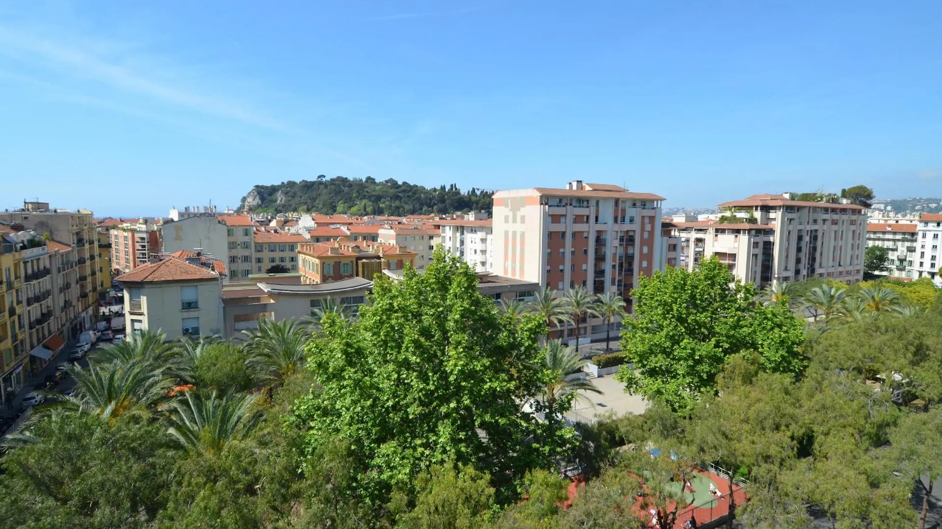 Helianthe - Superbe Appartement Avec Terrasse Vue Mer Et Chateau Au Port De Nice